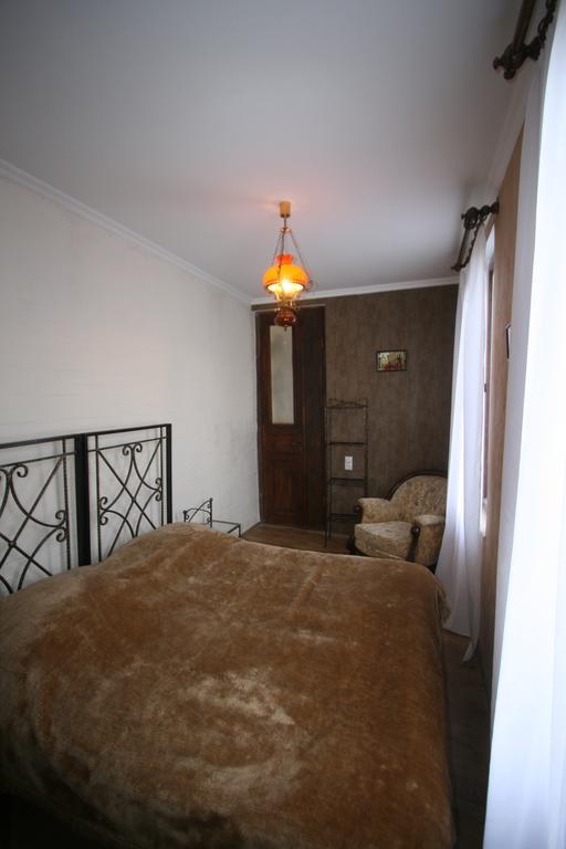 Villa Gelati Kutaisi Exteriör bild