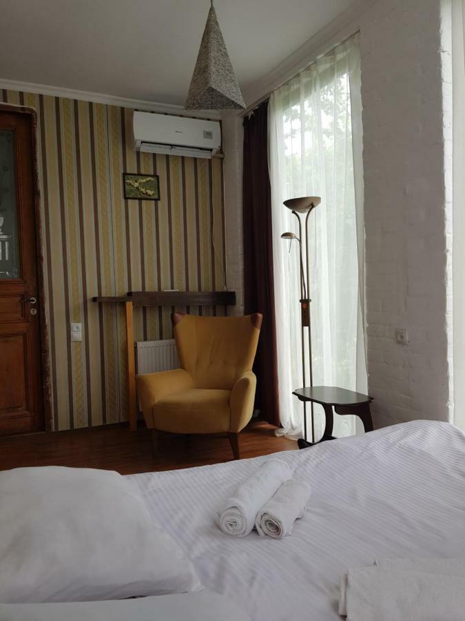Villa Gelati Kutaisi Exteriör bild